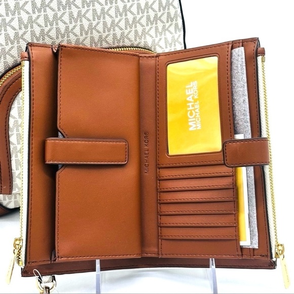 Michael Kors Medium Jaycee Zip Packet Backpack & Double Zip Wallet Wristlet - Picture 15 of 16